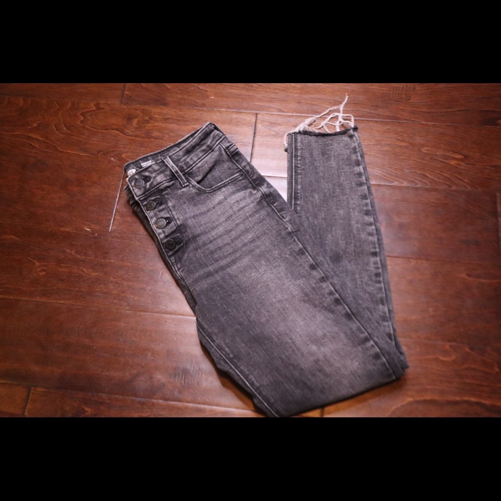 old navy mom jeans!